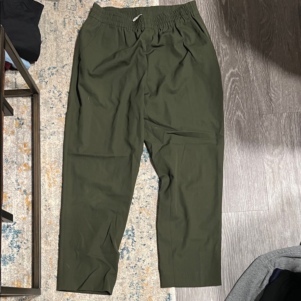 Everlane Women's Olive Green Trousers